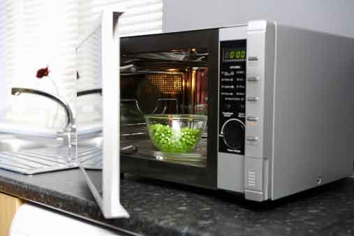 Truth Or Myth: Microwaves Destroy Nutrients in Food